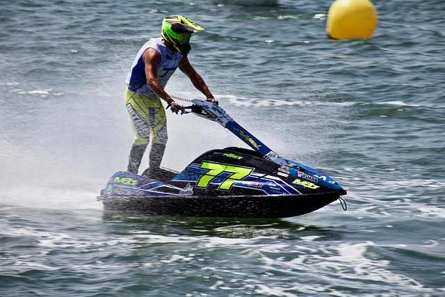 并非一帆风 并非一帆风